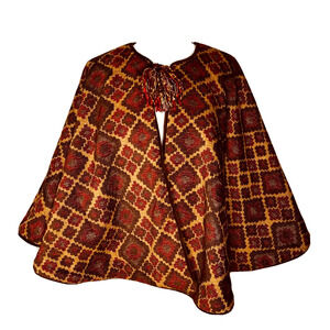 Tapestry Cape Reversible Red Gold Brown‎ Tasseled Closure Size S/M